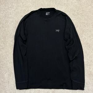 Arc’teryx Black Logo Merino Blend Long Sleeve Shirt Medium